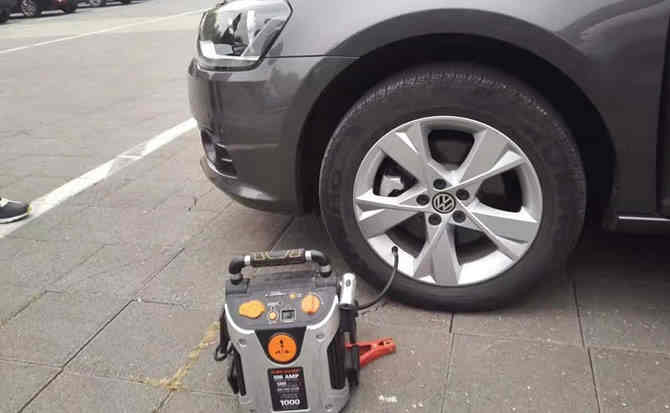 吉水汽车搭电案例